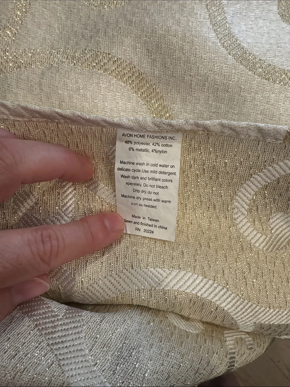 Neutral Gold Scroll Jacquard Table Cloth -rectangle 60”x120”